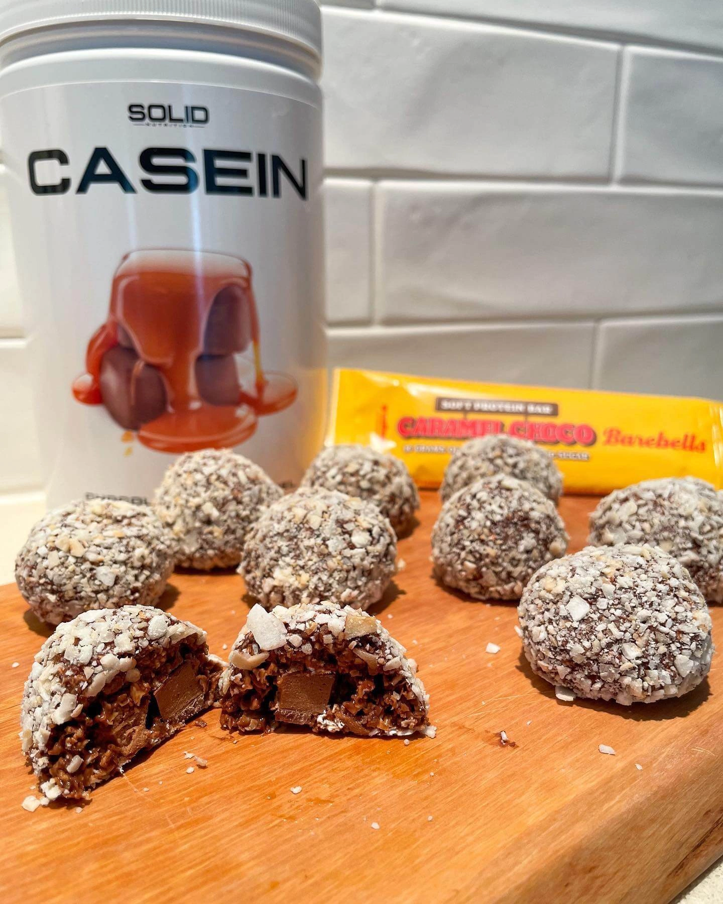 Chokoladekugler med karamel chokolade-gemme